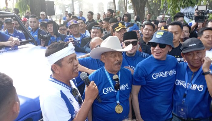 Lepas Konvoi Persib Juara Hat-trick, Gubernur Jabar Janjikan Bonus Rp 1 Miliar