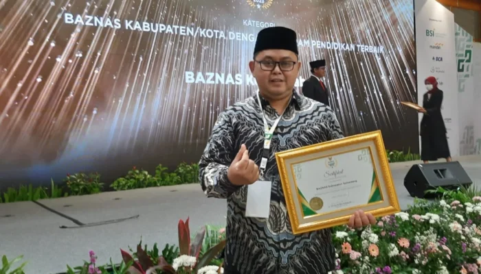 Merajut Asa di Ambang Tahun Ajaran Baru: Baznas Sumedang Komitmen untuk Generasi Masa Depan