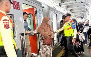 Libur Panjang, Volume Penumpang Commuter Line di Bandung Raya Melonjak