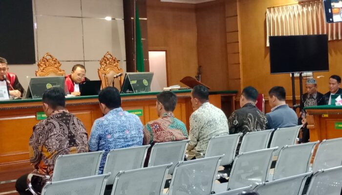 Terungkap di Sidang Tipikor Bandung, Ade Kunang Diduga Titip Nama Sarjan untuk Proyek Mebeler Disdik Bekasi