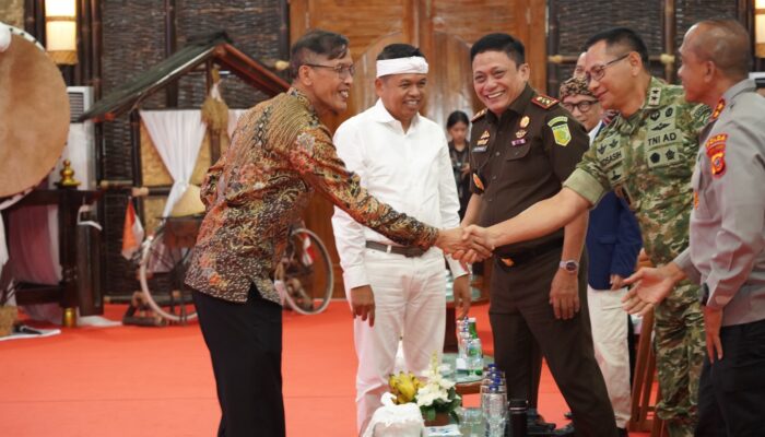Hadiri Lepas Sambut Kajati Jabar, Pangdam III/Siliwangi Tegaskan Komitmen Jaga Stabilitas Keamanan