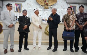 Beri Kadeudeuh Rp1 Miliar untuk Persib Bandung, KDM Tegaskan Pakai Uang Pribadi Hasil Jual Sapi