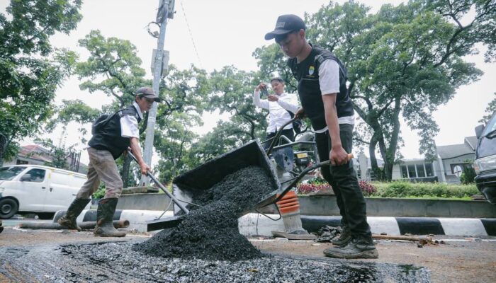 Proyek Beautifikasi 17 Ruas Jalan di Kota Bandung Terus Dikebut