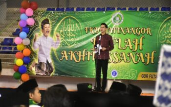 Wabup Fajar: Santri Harus Jadi Generasi Berakhlak, Berprestasi dan Siap Menyongsong Indonesia Emas 2045