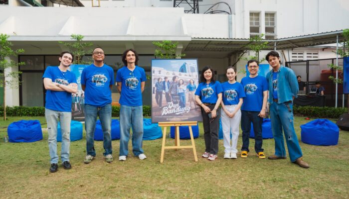 Kisah Romansa Beda Kasta di Kota Kembang, Film ‘Dan Bandung’ Karya Pidi Baiq Segera Tayang