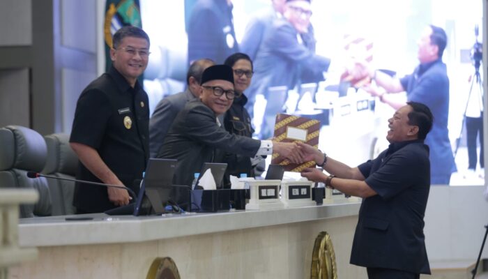 Rapat Paripurna DPRD Jabar: Bahas Ranperda Lingkungan Hidup dan Pendidikan