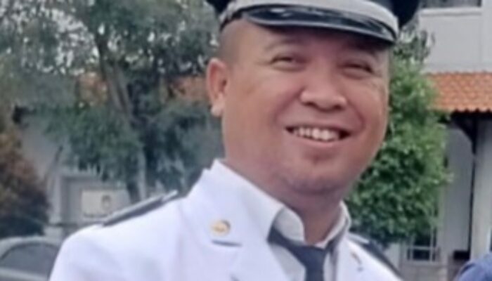 Membangun Asa dari Desa: Kiprah Kades Erik Transformasi Pertanian Cipelang Melalui Embung Penadah Hujan