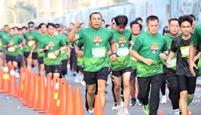 Lautan Manusia di Monas, Letjen Mohamad Hasan Hadiri Kostrad Run 2026