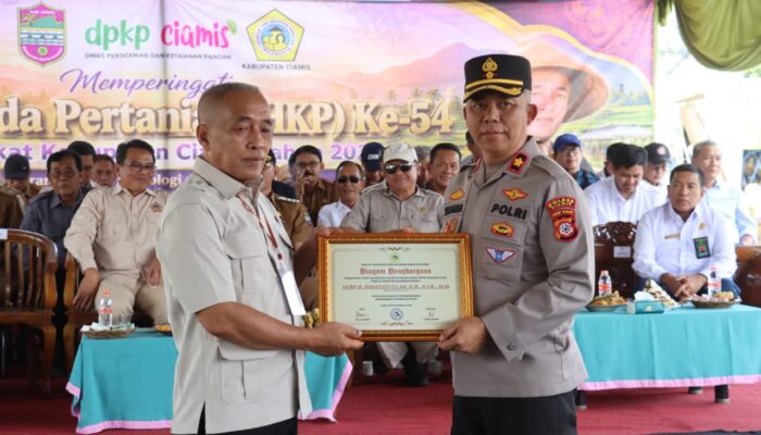 HKP ke-54 Ciamis, Kapolres Terima Pin Emas KTNA Nasional Atas Dedikasi Dongkrak Kesejahteraan Petani