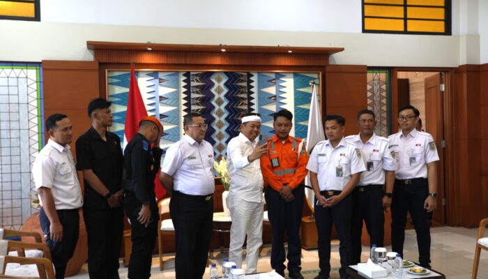 Petugas JPL Leuwigoong Dikeroyok, KAI Daop 2 Apresiasi Respon Cepat KDM