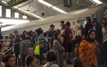 Pengguna Commuter Line Area II Bandung Tembus 10 Juta Penumpang