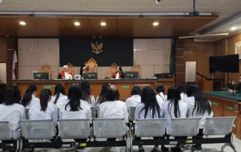 PN Bandung Vonis 19 Terdakwa Sindikat Perdagangan Bayi ke Singapura