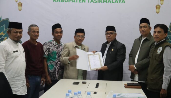 Sinergi dengan BWI, PD Muhammadiyah Kabupaten Tasikmalaya Terima SK Nadzir
