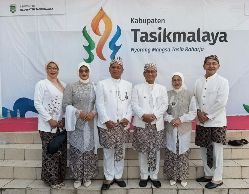 Jalan Kasep dan Tasik Hejo