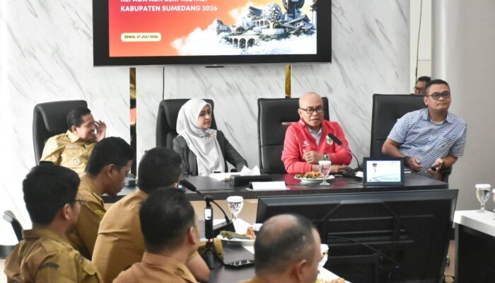 Pembekalan ASN Berprestasi Sumedang: Kang Maman Ingatkan Jangan Jadi ASN ‘Telatan’