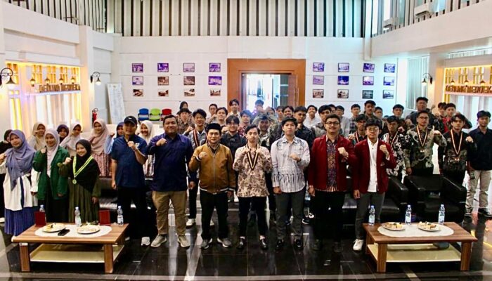 Pelantikan PD HIMA Persis Kota Bandung: Menegaskan Kepemimpinan yang Tunduk pada Adab Keilmuan
