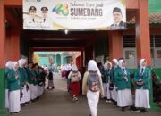 Semaikan Humanisme, Tradisi Unik OSIS SMPN 1 Tanjungsari Sumedang Banjir Pujian Orang Tua Murid