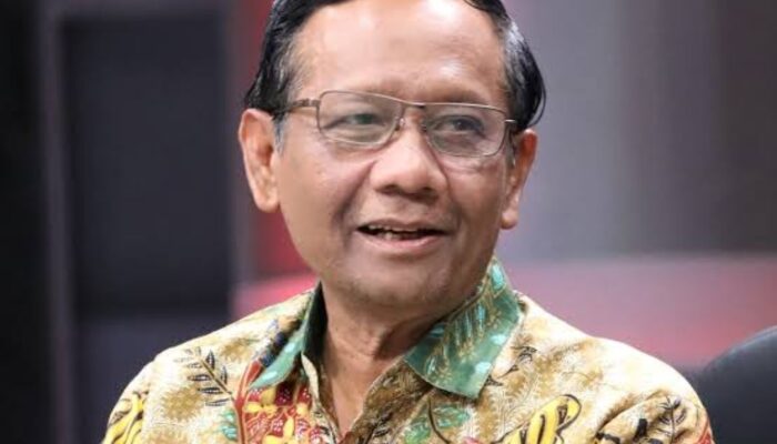 Mahfud MD Soroti Sengkarut Prosedur Kasus Eks Jampidsus: Pengalihan Penyidikan ke Kejagung Tabrak KUHAP