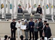 DPRD Jabar Gelar Paripurna P2APBD TA 2025, Dihadiri Langsung Gubernur Dedi Mulyadi dan Wagub Erwan Setiawan