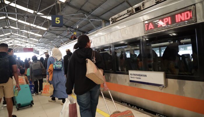 Spesial HUT RI ke-81, KAI Daop 2 Bandung Tebar Diskon Tiket 17 Persen dan Tarif Commuter Line Rp 8