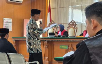 Amicus Brief 9 Akademisi: OTT Ade Kuswara Dinilai Tak Penuhi Ketentuan Hukum