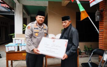 Jaga Kondusivitas Jabar, Wakapolda Sambangi Pimpinan Ponpes Cipasung KH Ubaidillah Ruhiat