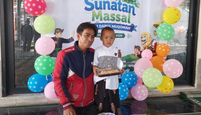 Gandeng Komunitas hingga RS Muhammadiyah, DKM Darul Muqomah Gelar Khitanan Massal di Pameungpeuk