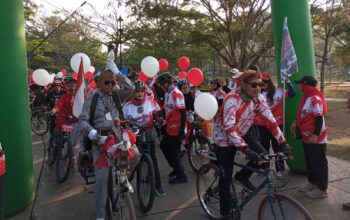 731 Goweser Meriahkan Fun Bike Kemerdekaan Paguyuban Balad 88 di Kiara Artha Park