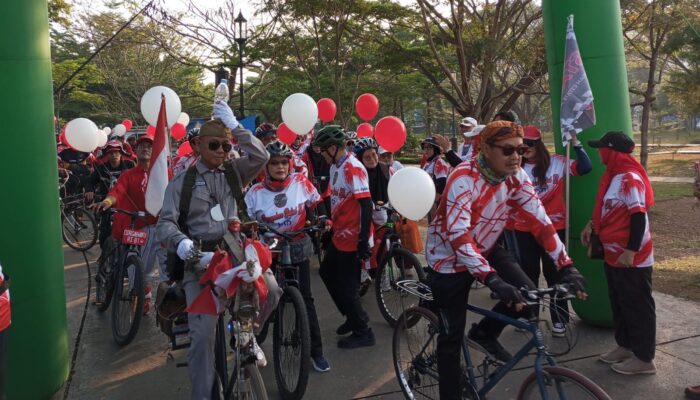731 Goweser Meriahkan Fun Bike Kemerdekaan Paguyuban Balad 88 di Kiara Artha Park