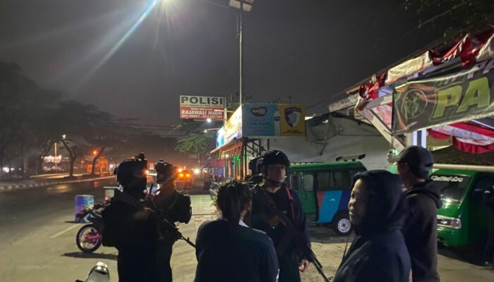 Antisipasi Begal dan Balap Liar, Brimob Polda Jabar Intensifkan Patroli Dini Hari di Bandung-Sumedang