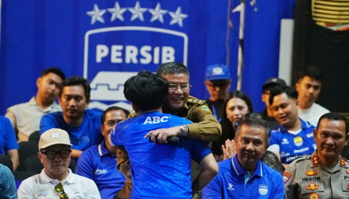 Pesta Biru Persib Bandung: Wagub Jabar dan Umuh Muchtar Targetkan Juara Musim 2026/2027