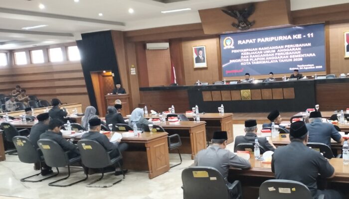 Hampir Separuh Kursi Anggota DPRD Kota Tasik Kosong Saat Rapat Paripurna