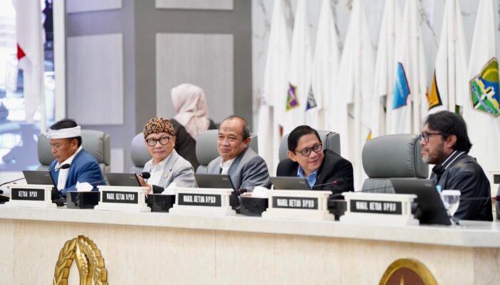 Bahas PAPBD 2026, MQ Iswara Sebut Seluruh Fraksi DPRD Jabar Kritis Soal Postur Anggaran