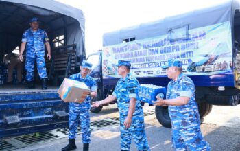 Wujud Kepedulian, Lanud Husein Sastranegara Distribusikan Logistik Bantuan Kemanusiaan ke NTT