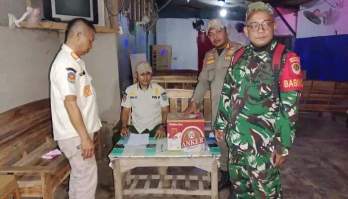 Tindak lanjuti Arahan Bupati Indramayu, Pemcam Losarang Gelar Razia Minuman Keras