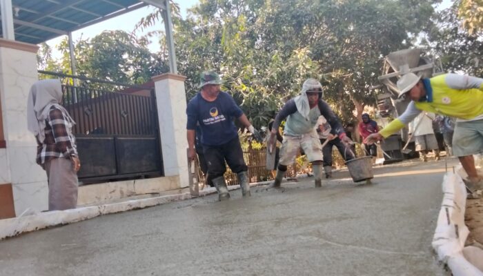 Genjot Infrastruktur Demi Dongkrak Ekonomi Warga, Pemdes Sidadadi Rampungkan Betonisasi Jalan