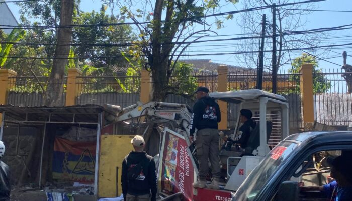 Kembalikan Hak Pejalan Kaki, Penertiban Bangli di Jalan Dakota Disambut Positif Warga