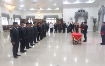 Dilantik: 10 Pejabat Pimpinan Tinggi Pratama Pemda Sumedang