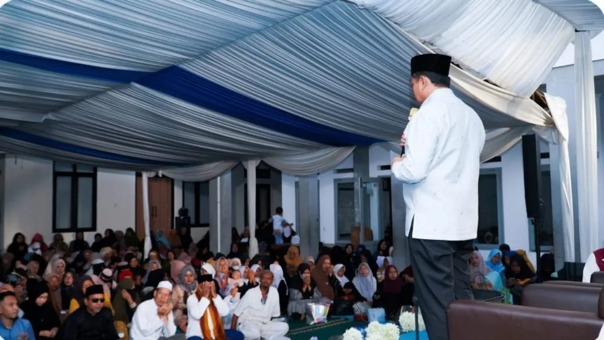 Foto: Istimewa / Pengajian Umum Peringatan Maulid Nabi Muhammad SAW 1447 H di Lingkungan Burujul, Kelurahan Kotakulon, Kecamatan Sumedang Selatan, Jumat (18/9/2026).