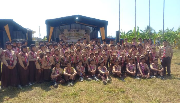 Panas Terik Tak Surutkan Semangat Peserta Kemah Terpadu Kwarran Sumedang Utara