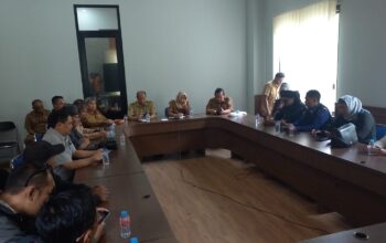 Koalisi 99 Datangi Bupati Dony, Kecewa Audiensi Diwakili Sekda, Soal Isu Panas Wabup