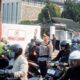 Aksi Sigap Kombes Tri Suhartanto: Kapolresta Bandung Turun ke Jalan Urai Kemacetan dan Sapa Warga
