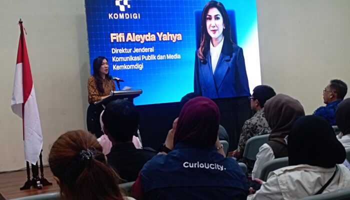 Pers di Era AI, Fifi Aleyda Ingatkan Pentingnya Verifikasi Fakta