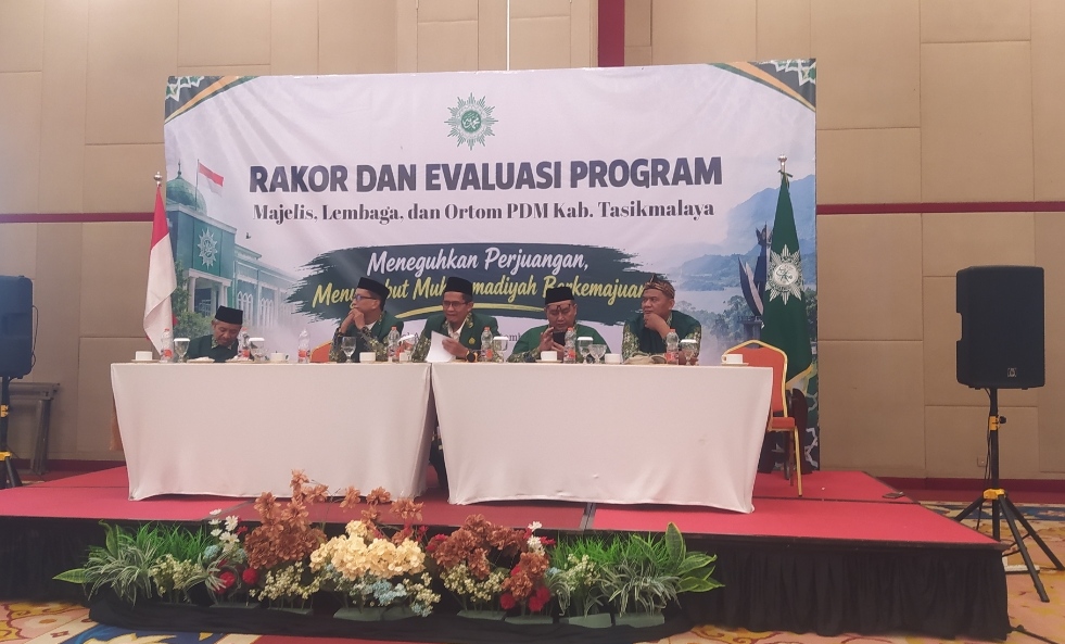 Evaluasi Program