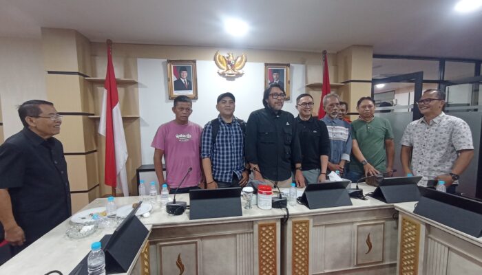 Ono Surono Desak Revitalisasi Pasar Ciroyom Dimoratorium