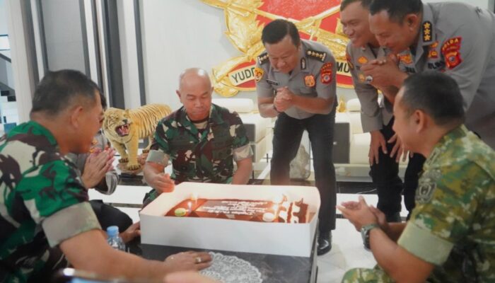 Perkuat Sinergitas, Jajaran Polda Jabar Sambangi Perayaan HUT ke-81 TNI di Pusenif AD