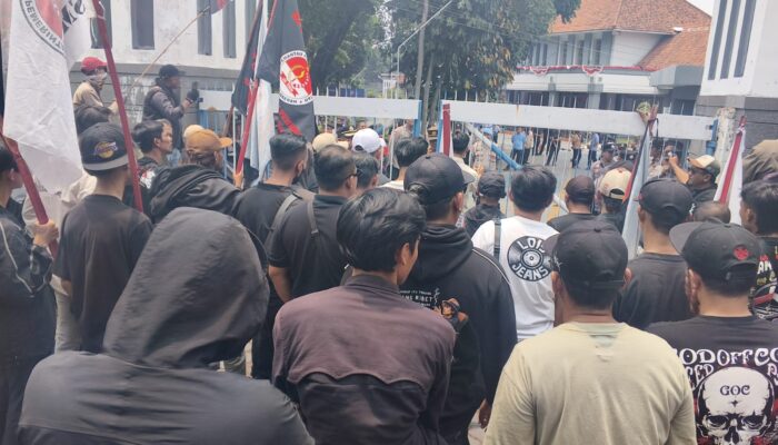LSM PEMUDA Demo di Lapas Sukamiskin, Desak Narapidana Korupsi Beny Tdjokrosaputro Dipindahkan ke Nusakambangan, Cegah  Nikmati Fasilitas Mewah