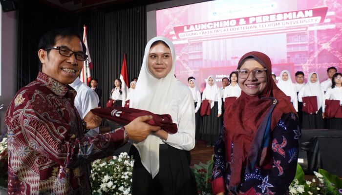 Telkom University Resmikan Fakultas Kedokteran, 26 Mahasiswa Perdana Resmi Dilantik