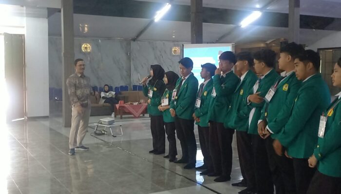 BINOKASIH 2026 FEB UNSAP, Kadisdik Sumedang Paparkan Tiga Unsur Personal Brand Calon Pemimpin