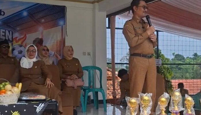 Kobarkan Semangat Pendidikan, Kadisdik Sumedang Resmikan Revitalisasi dan Peringatan HUT ke-32 SMPN 4 Situraja